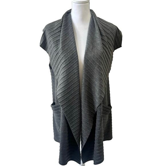 Le Moda Gray Women's Sleeveless Pleated Open Front Fleece Vest Cardigan - Picture 2 of 9